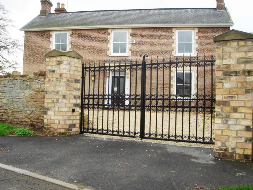 Automatic & Manual Gates Gallery